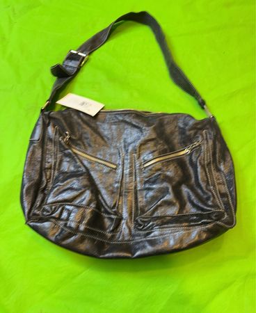 Gianni Black Leather Shoulder Bag