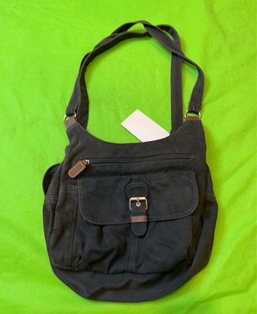 Schwarze Canvas-Schultertasche
