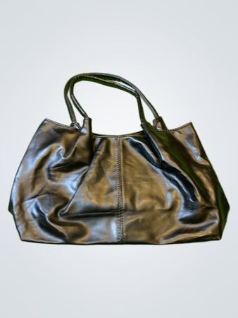 Schwarze Kunstleder-Handtasche