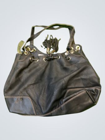 Chaps schwarze Kunstleder-Schultertasche mit QuastenDetail