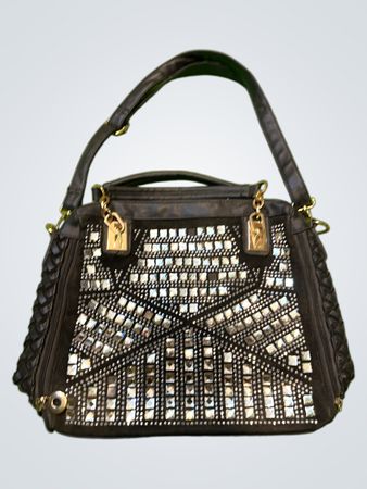 Schwarze veredelte Handtasche mit geflochtenen Seiten