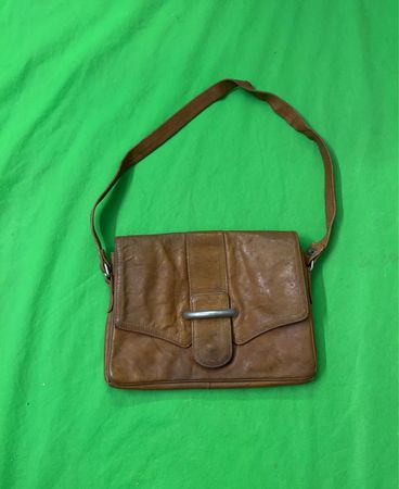 Braune Leder-Schultertasche