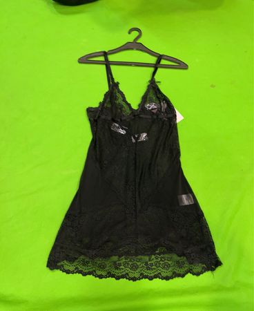 Vintage Vanguard Schwarzes Spitzenunterkleid