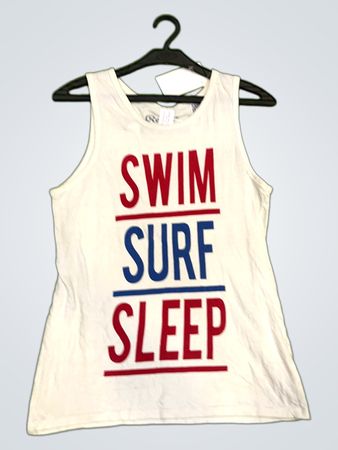 Weißes Tanktop mit "SWIM SURF SLEEP" Grafik