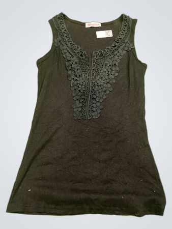 Schwarzes ärmelloses Oberteil mit Spitzendetails