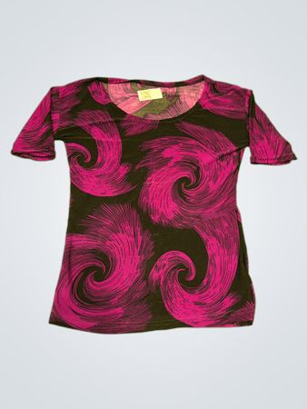Schwarzes und pinkes Wirbelmuster T-Shirt