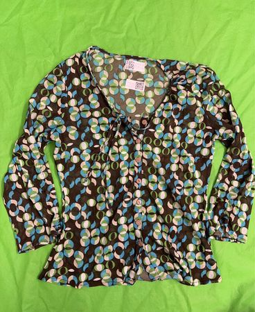 Durchsichtige Bluse mit langen Ärmeln und geometrischem Muster