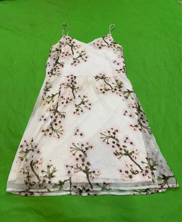 Vero Moda Weißes Blumendruckkleid