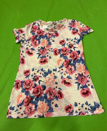 Reifes Floral-Mesh-Kleid