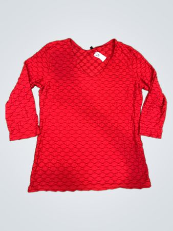 Rotes strukturiertes 3/4-Ärmel-Top
