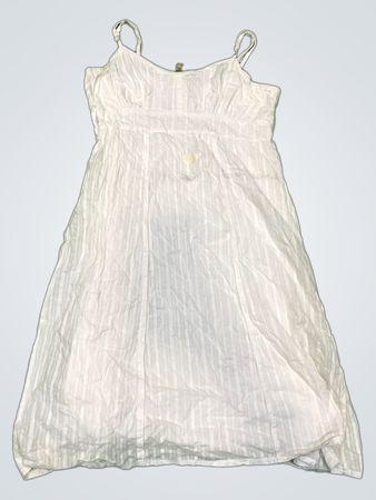 Weißes Sommerkleid