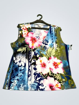 BIAGGINI Damen Ärmelloses Top mit floralen Druck Größe 46
