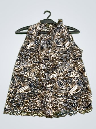 Delfin Ärmelloses Top mit Paisleymuster