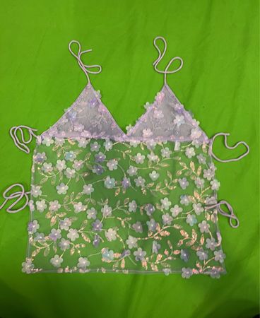 Upcycled durchsichtiger Crop-Top mit floralem Applikation