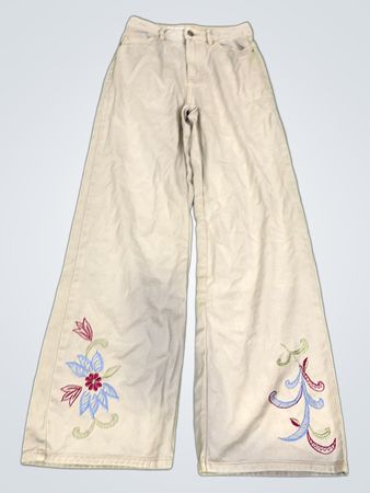 Upcycled DENIM PIMKIE Bestickte Weite Beinform Jeans