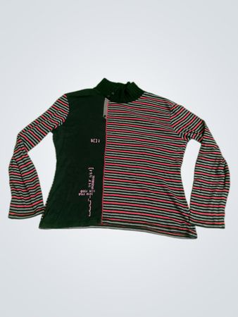 Gestreifter Rollkragenpullover