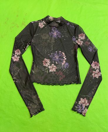 Ginatricot Schwarzes Blumen-Mesh-Top mit Stehkragen und langen Ärmeln