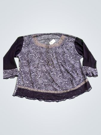 Top mit Paisley-Druck und transparenten Ärmeln