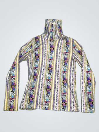 Gestreifter floraler Rollkragenpullover