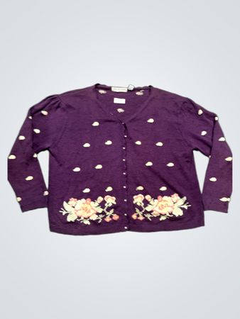 Maggie Lawrence Collection lila Cardigan mit floralem und Punkten bestickten Motiven