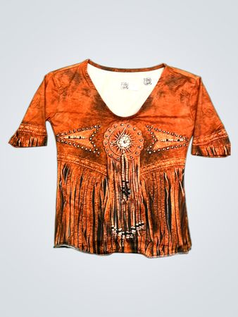 Orangefarbenes T-Shirt mit Fransen und Perlenverzierung