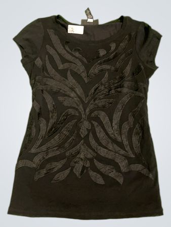 International Concepts schwarzes besticktes T-Shirt