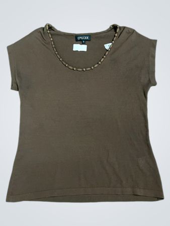 EPISODE Damen T-Shirt mit braunem Perlenbesatz am Ausschnitt