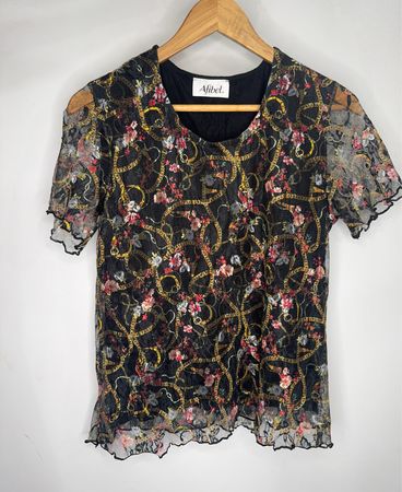 Afibel Schwarze Blumenkette Druck Mesh Top