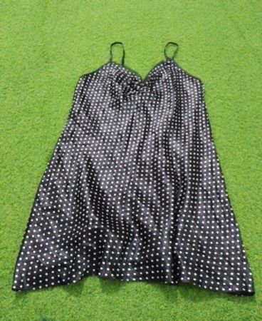 Chemise de nuit à pois noirs Presence