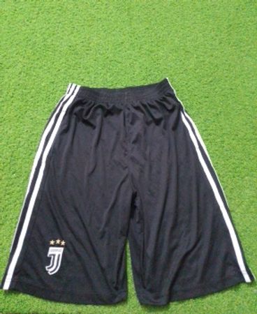 Schwarze Adidas-Shorts mit weißen Streifen