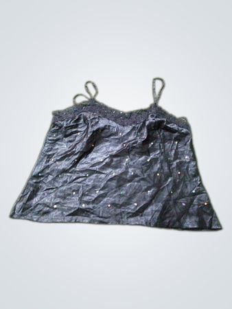 Schwarzes Camisole mit Spaghettiträgern und Spitzenbesatz