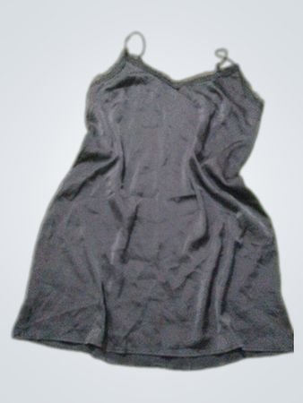Schwarzes Slipkleid