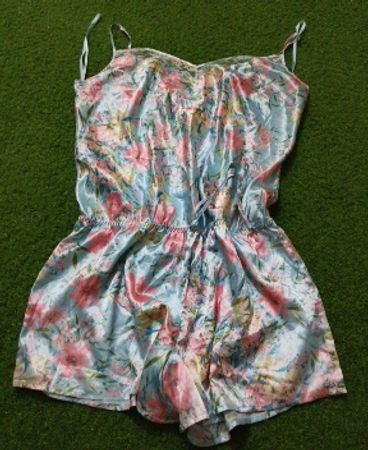 Floral-Print-Spielanzug