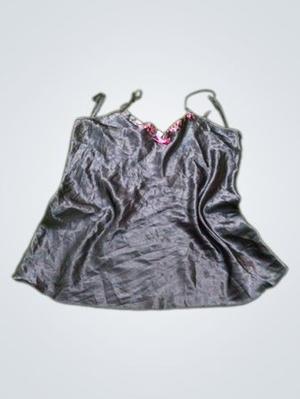 Camisole in raso nero con rifinitura floreale