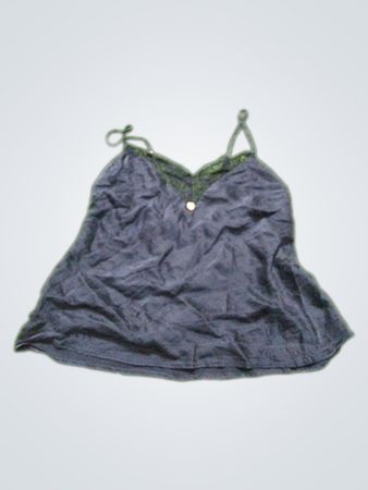 Camisole nera con rifinitura in pizzo