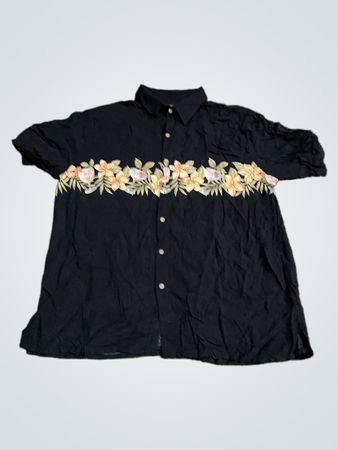 craft & barrow black short sleeve shirt with floral embroidery