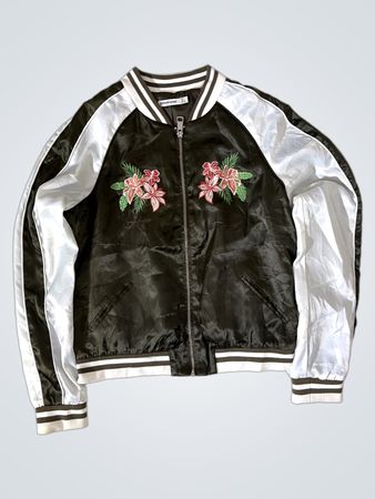 Stradivarius Bomberjacke