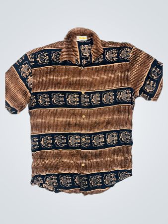 Tjundrik Emas Batik Exklusive Kurzarmhemd