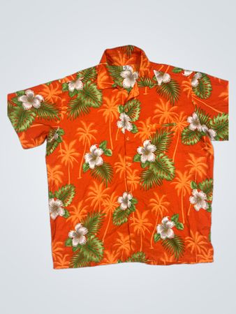Oranges Hawaiianhemd mit Palmen und Blumen