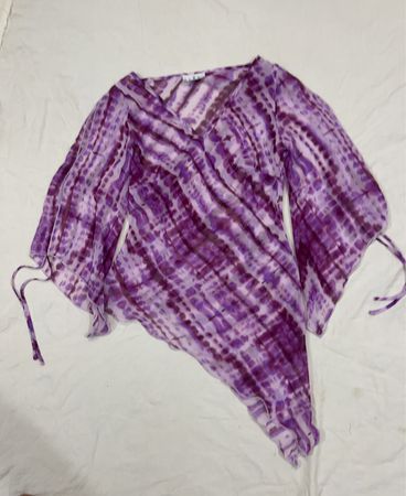 ALERT Blouse asymétrique imprimée en tie-dye violet