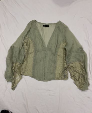 LIGHT BEFORE DARK Blouse à volants
