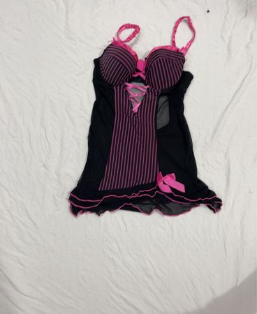 Victoria's Secret Pink Gestreiftes Schnür- Babydoll