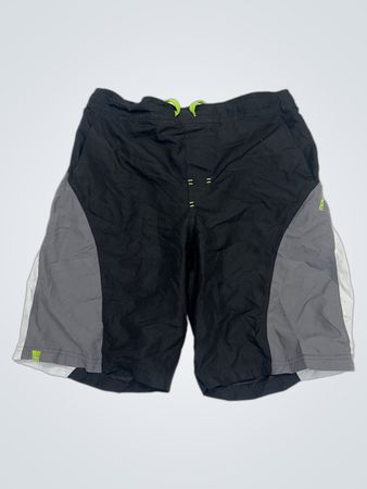 McKenzie schwarze und graue Badeshorts
