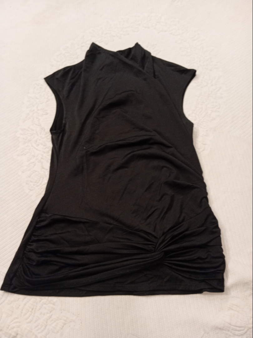XOXO Vestido Mini Sin Mangas Negro