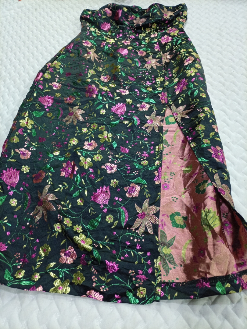 Vestido Midi Sem Mangas com Estampa Floral