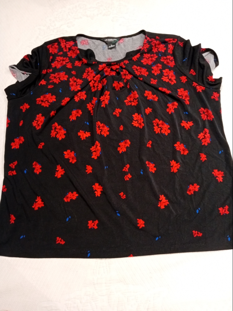 Liz Claiborne Career Floral Print Top