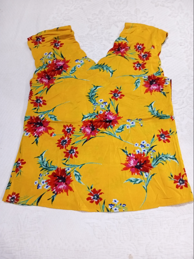 Express Floral Print Sleeveless Top