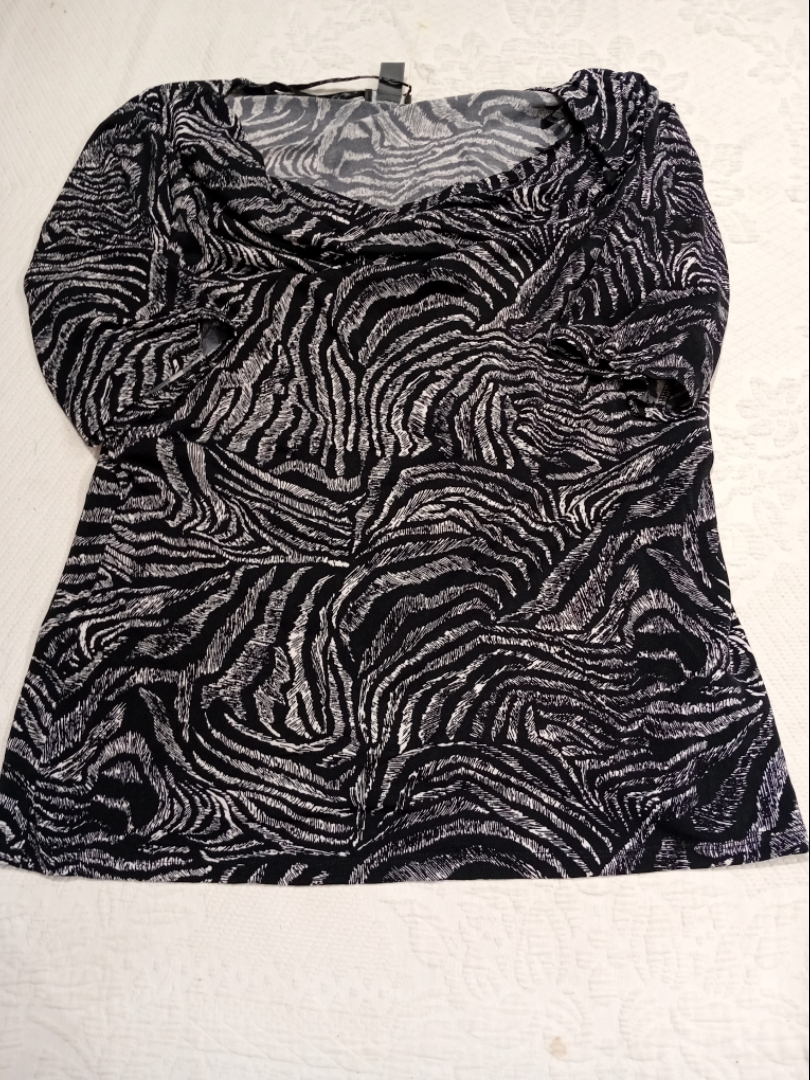 Kenneth Cole Reaction Zebra Print Top