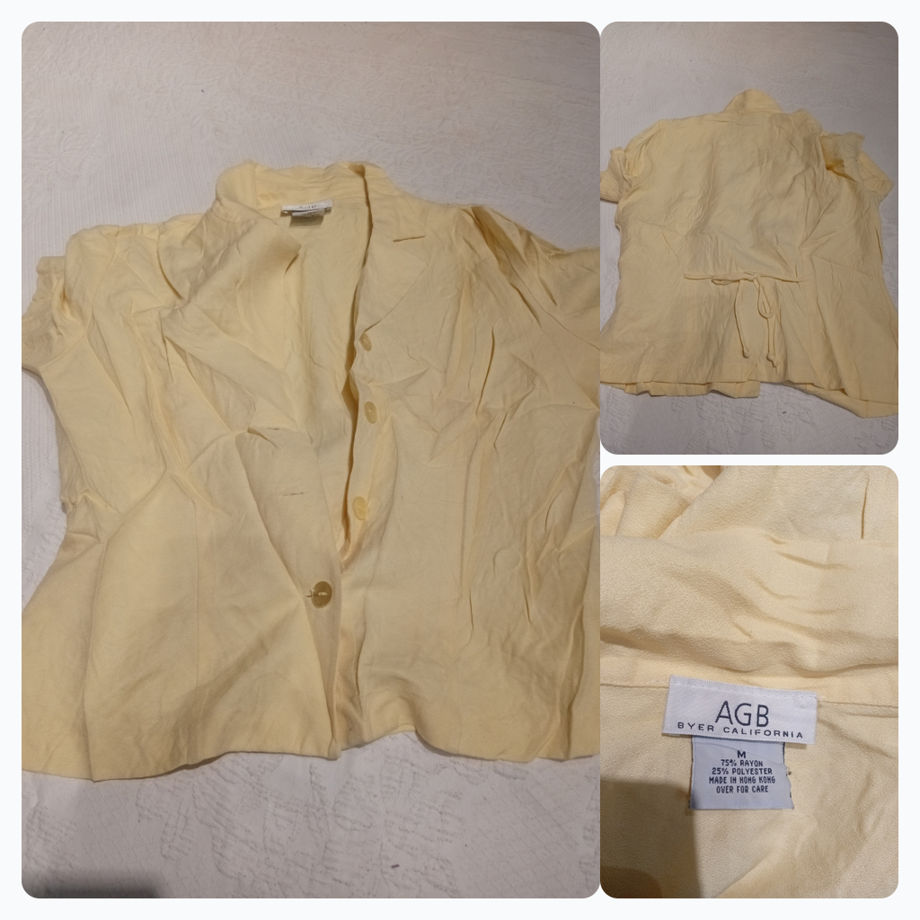 Blazer à manches courtes à boutons jaunes AGB Cali..