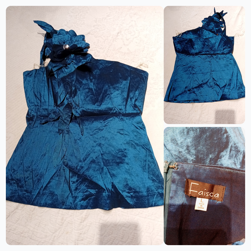 Robe mini sans manches bleu avec coiffe